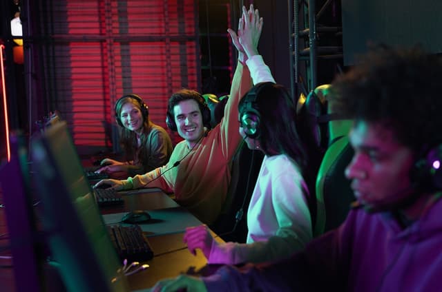 Mengenal Esports: Salah Satu Industri Global Menggiurkan
